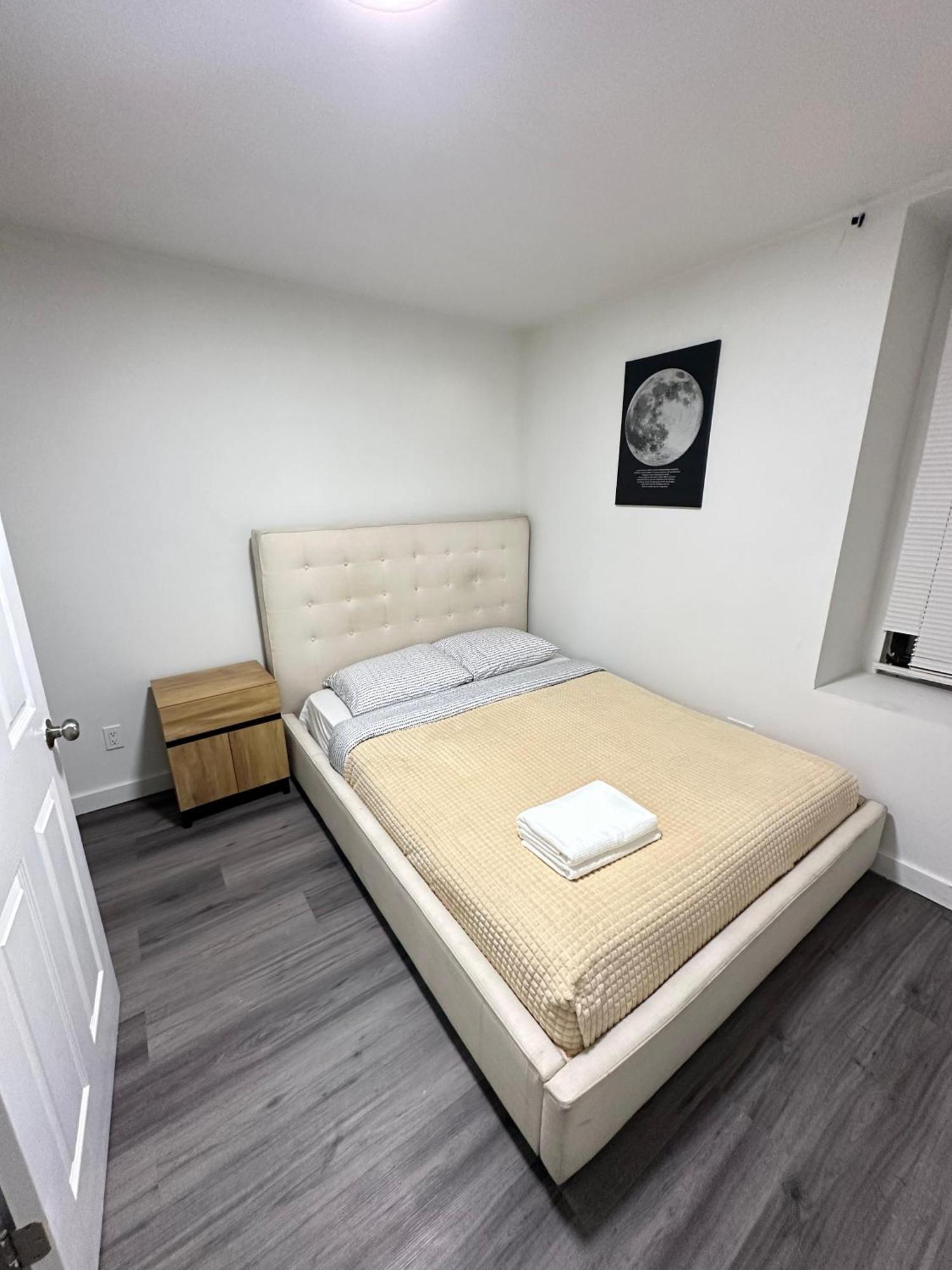 3Bd Cozy Unit Next To Central Park Нью-Йорк Экстерьер фото