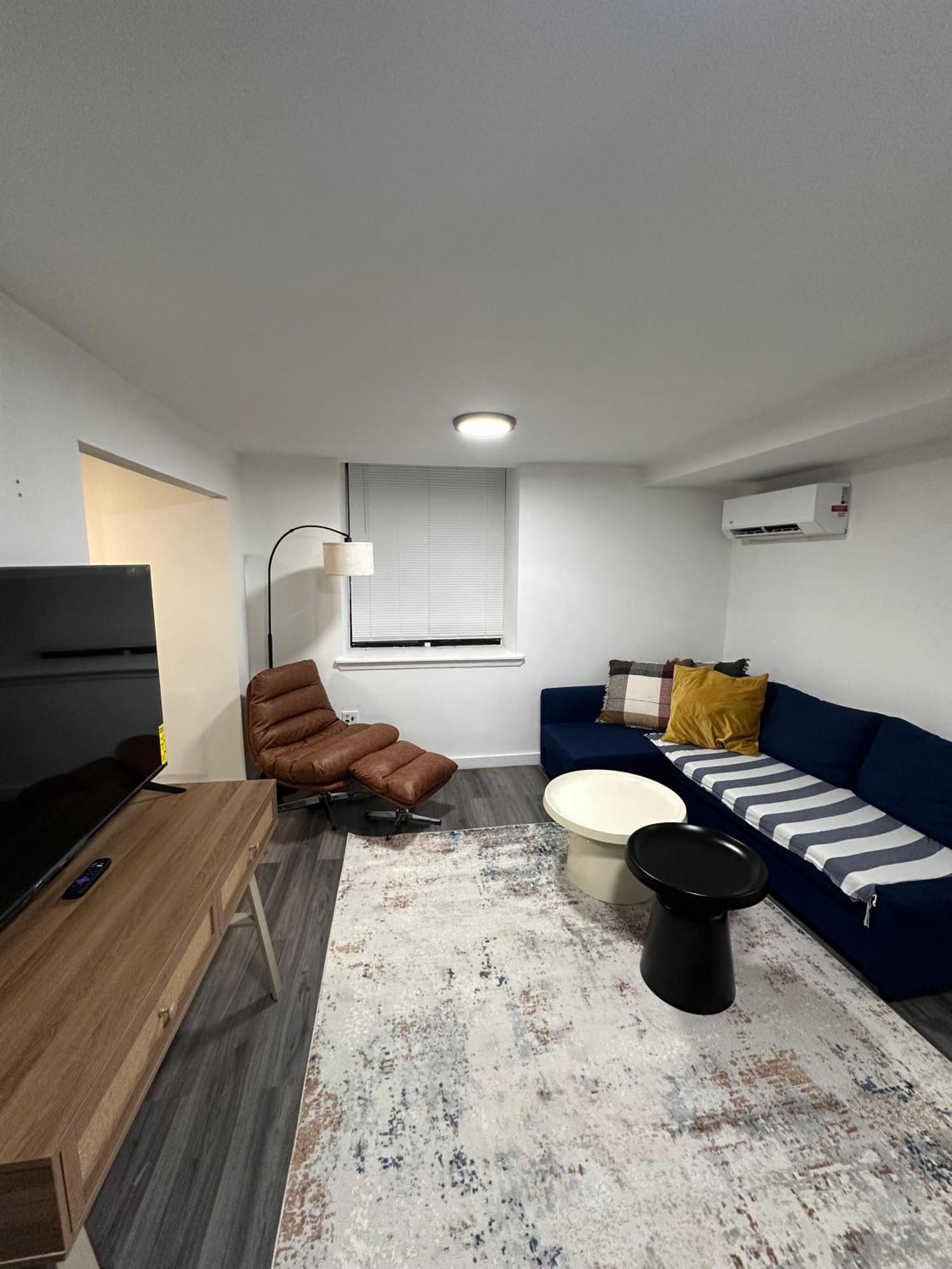 3Bd Cozy Unit Next To Central Park Нью-Йорк Экстерьер фото